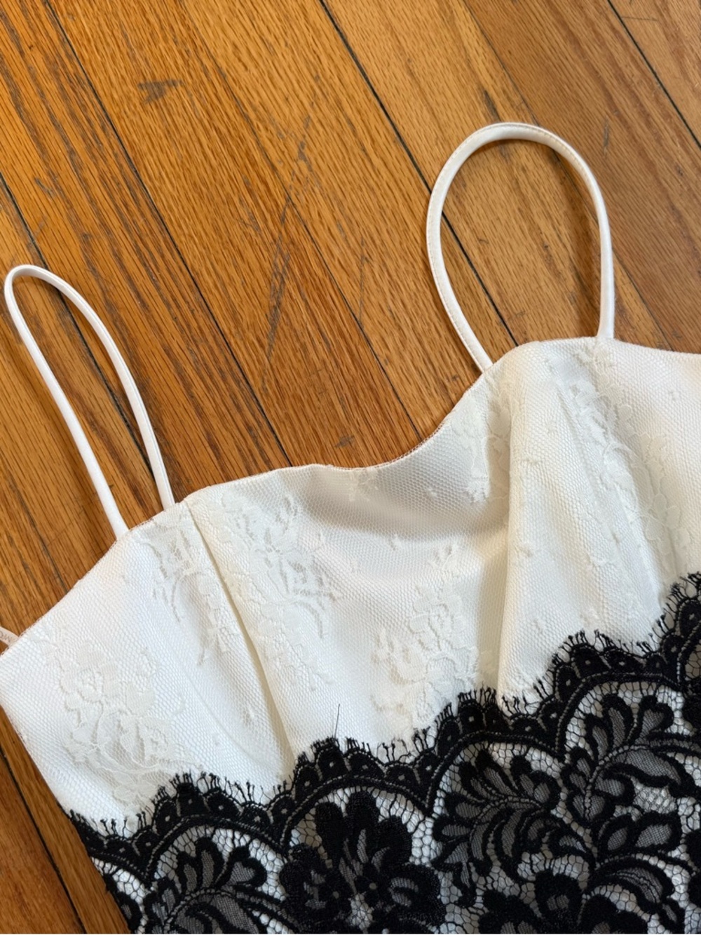Jessica McClintock NWT White and Black Lace Spaghetti Strap Party Dress Size “8” - Picture 8 of 13